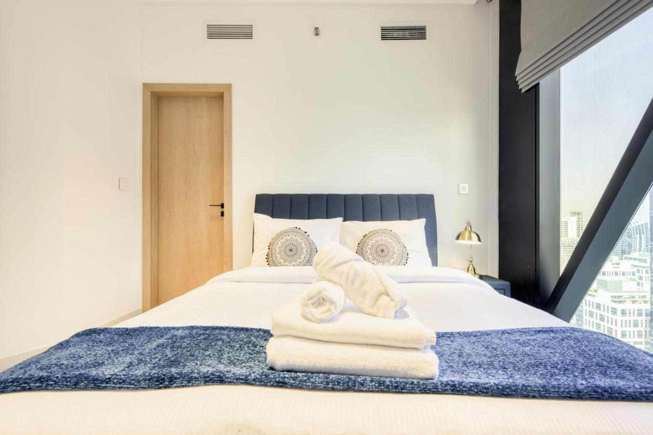 Maison Privee - Luxury, Spacious, Modern Near Burj Khalifa And Dubai Canal Exterior photo